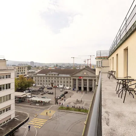 Cityview Balcony - In The Heart Of Appartamento